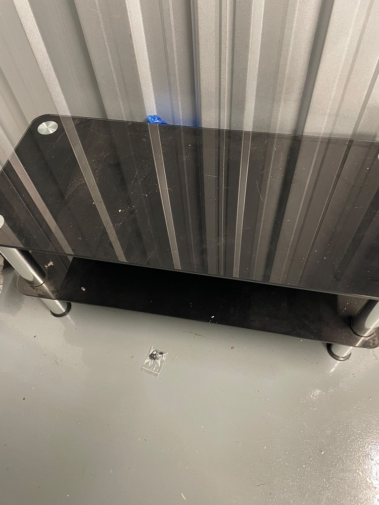 Reading Storage Unit auction IB-4209