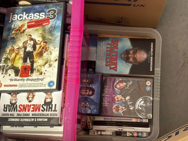 Shrewsbury Self storage unit auction IB-5109 13