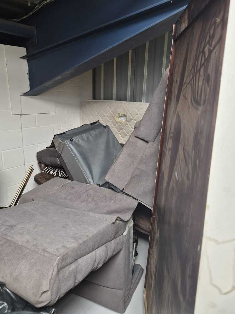 StorageMart Worthing Self storage unit auction IB-9171