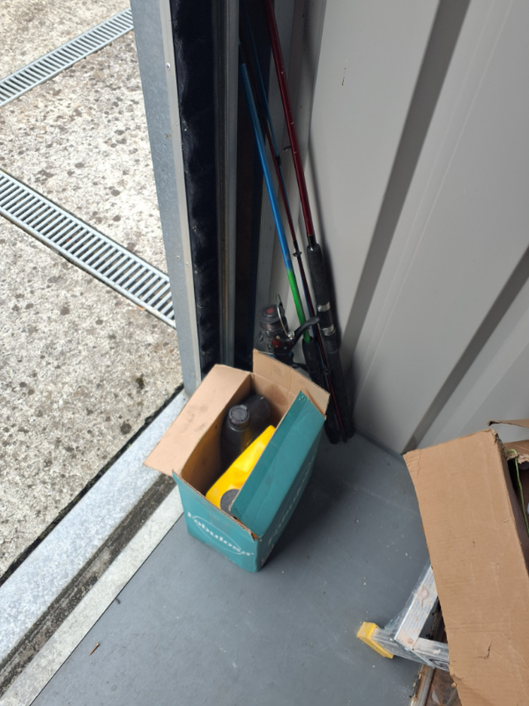 Taunton Self storage unit auction IB-2761
