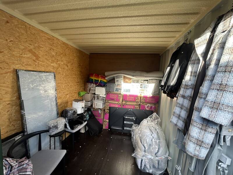 Now Storage Cheltenham - Colletts Drive  Storage auction IB-6884