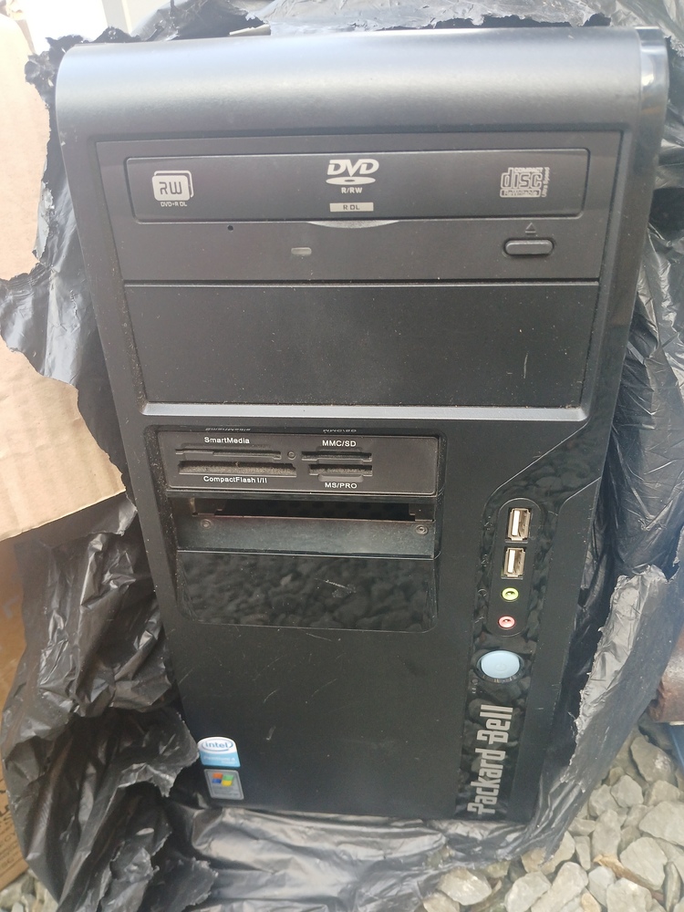 Now Storage Hereford Self storage unit auction IB-8674 23