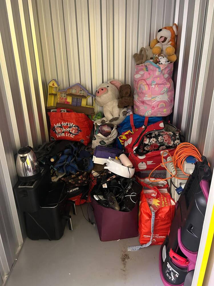Now Storage Newent Storage Unit auction IB-4869 12