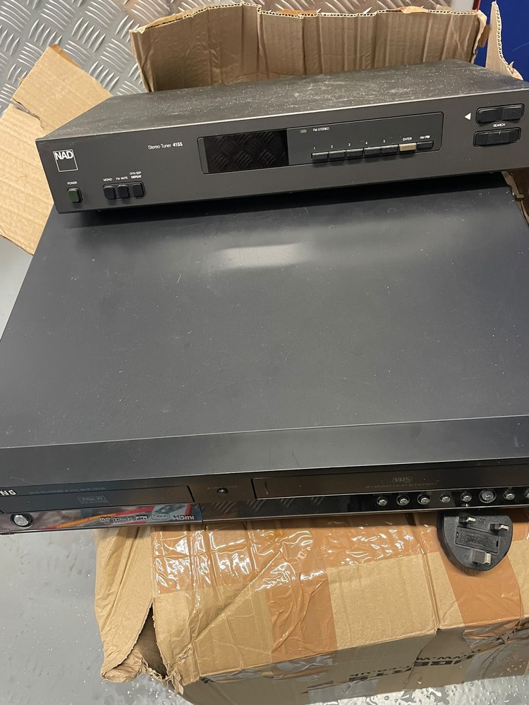 Orpington storage facility unit auction IB-7419 36