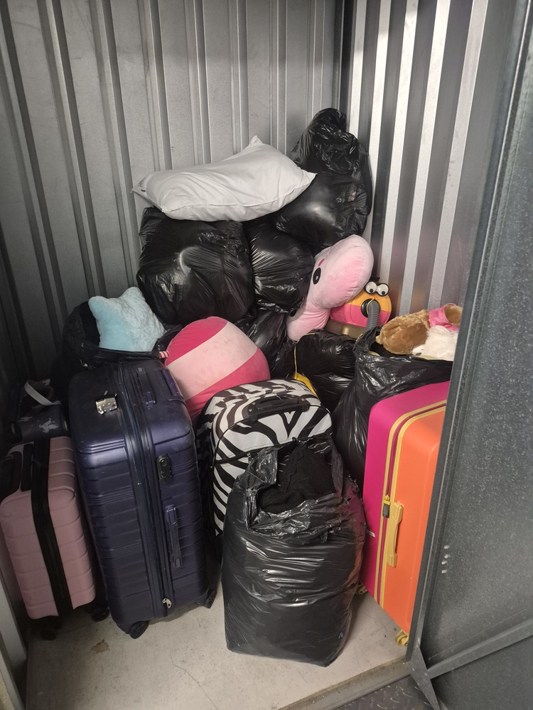 StorageMart Hassocks Storage Unit auction IB-8554