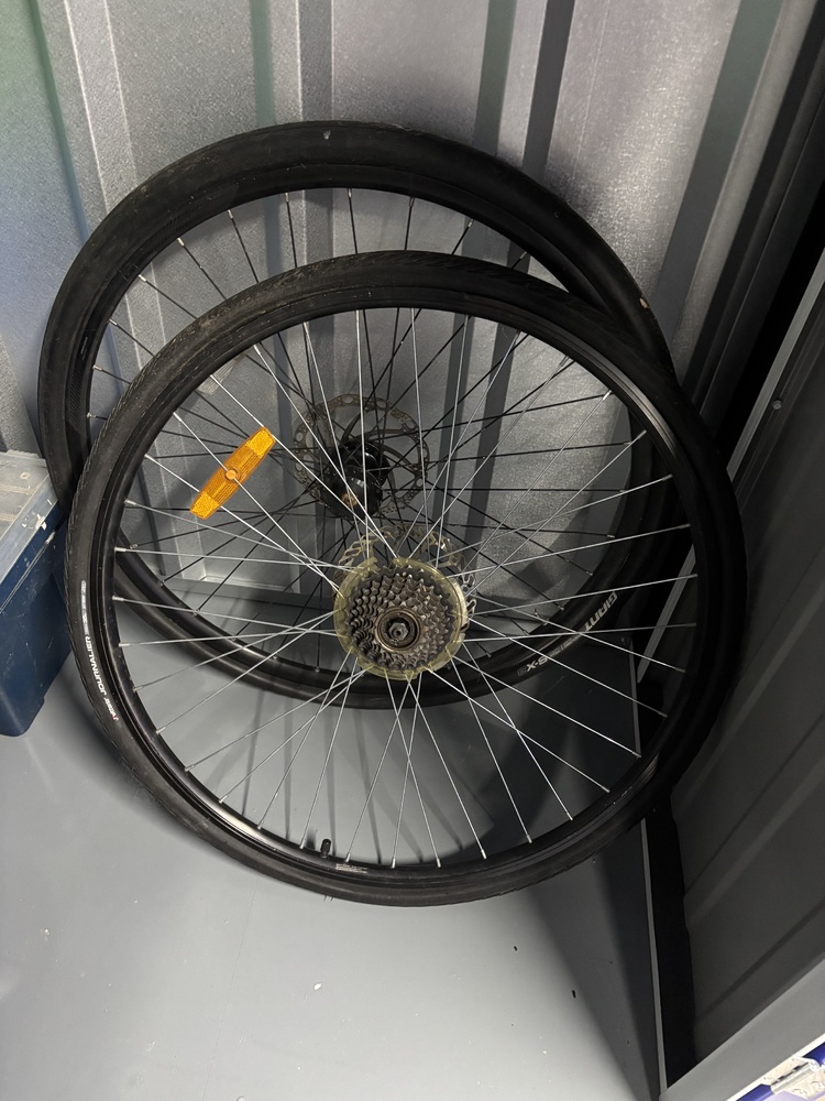 Wembley Self storage facility auction IB-6545 15