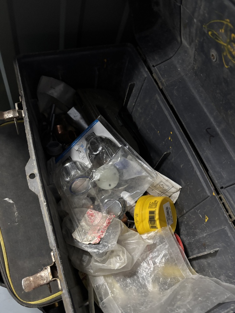Wembley storage facility unit auction IB-6545 16