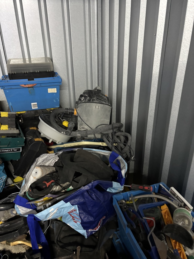 Wembley Self storage unit auction IB-6545 23