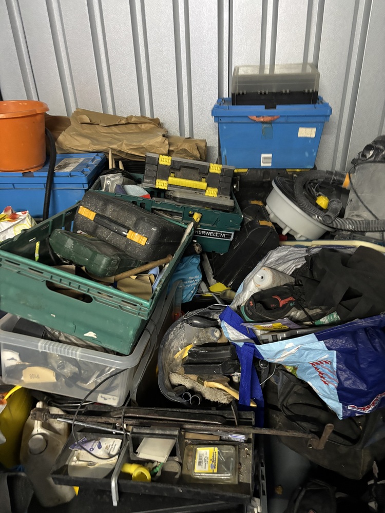 Wembley Self storage unit auction IB-6545 33