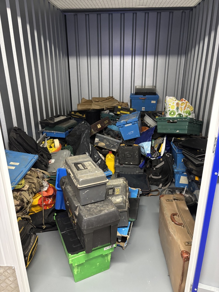 Wembley Storage auction IB-6545 40