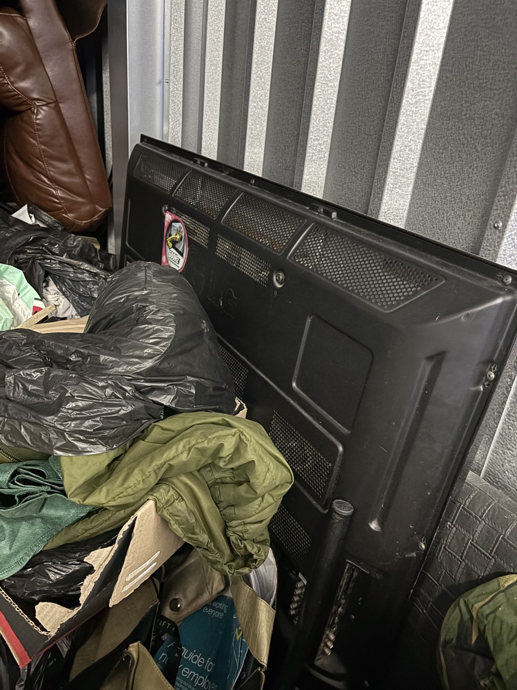Wembley Storage Unit auction IB-4454