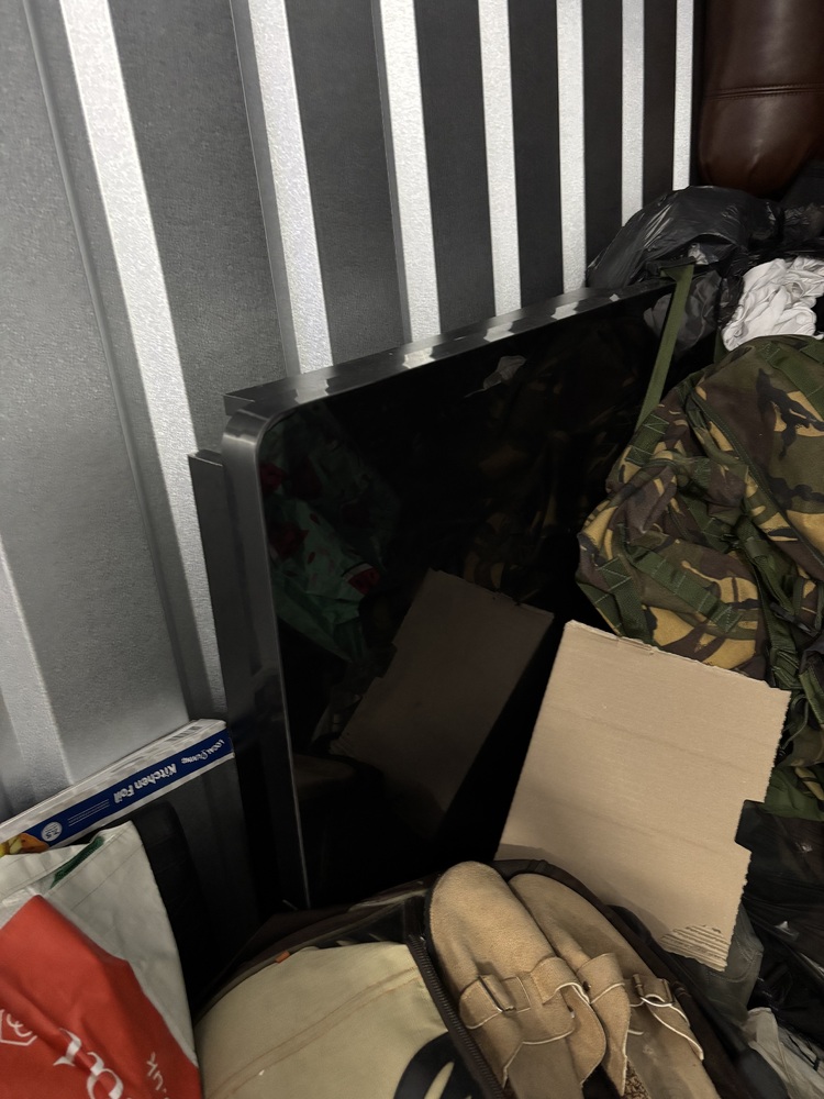 Wembley Storage auction IB-4454 10