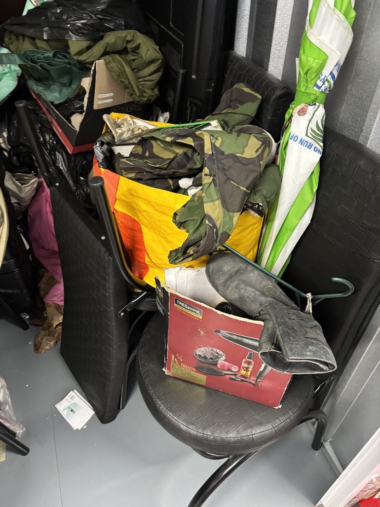 Wembley Storage Unit auction IB-4454 12