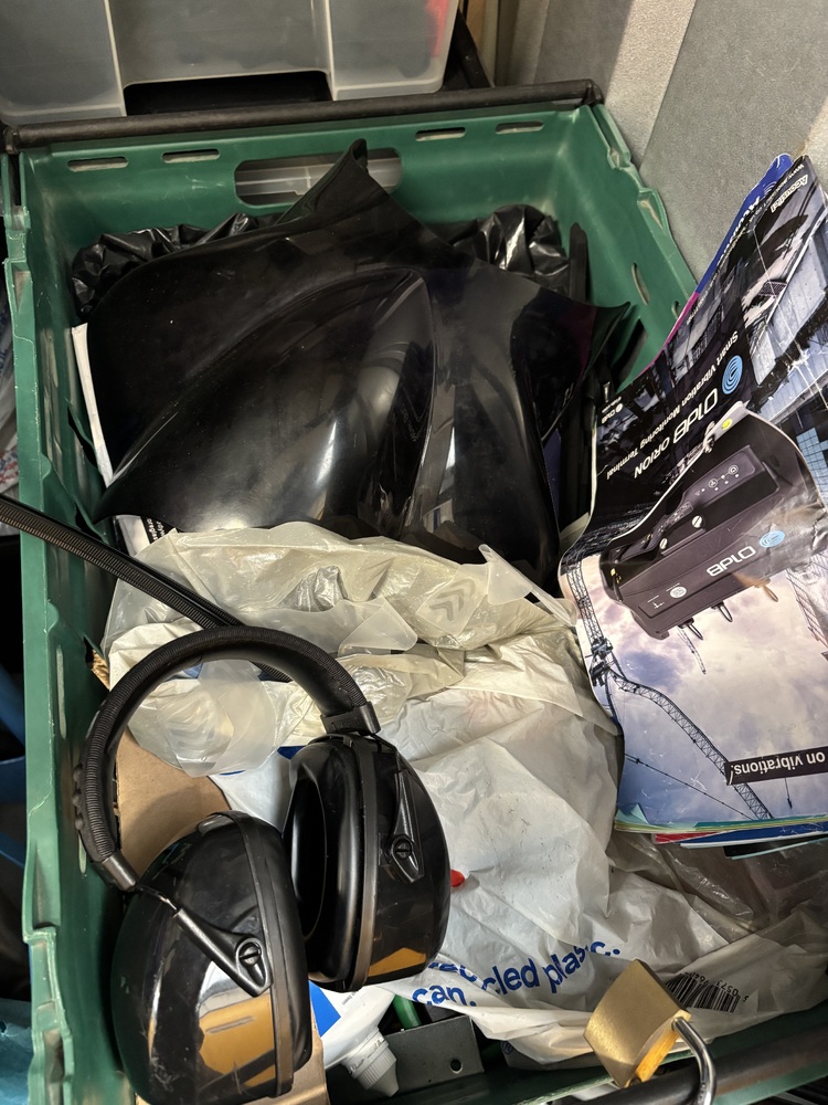 Staples Corner storage facility unit auction IB-9933 16