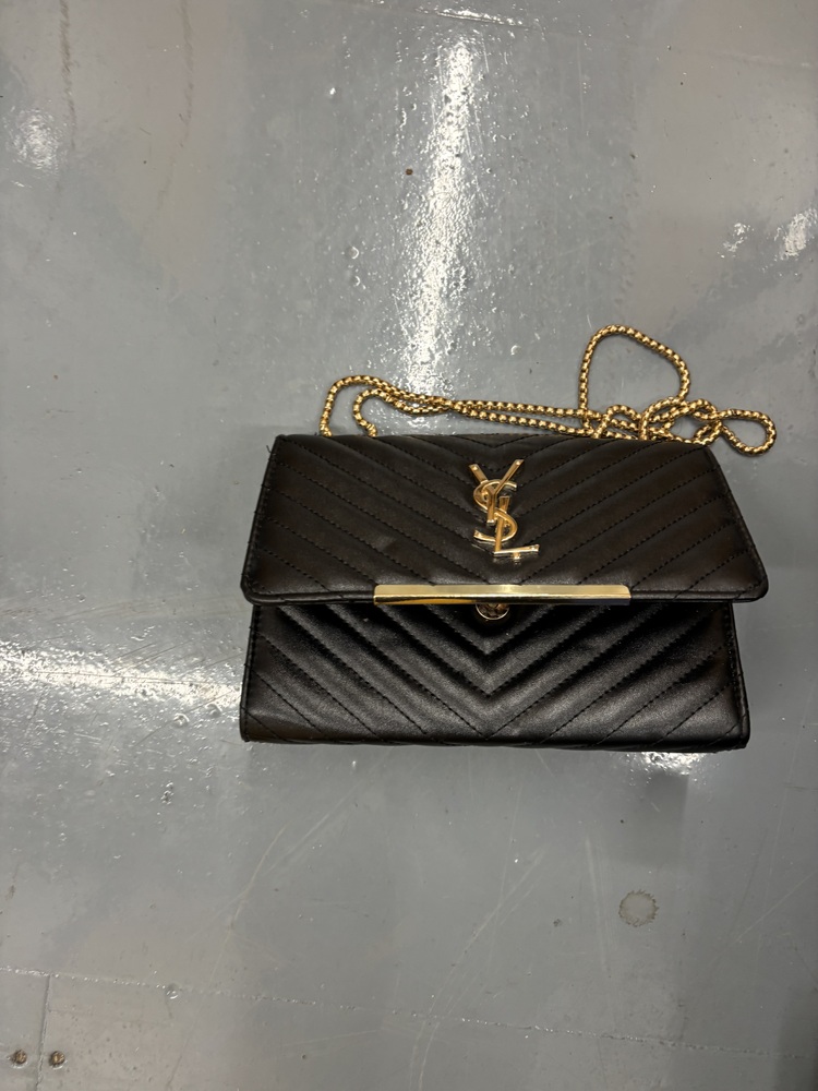 Staples Corner Storage Facility auction IB-1328