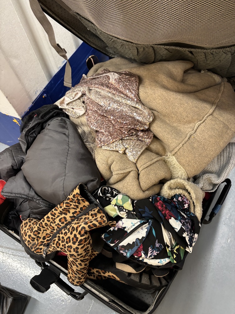 Staples Corner Self storage unit auction IB-1328 13