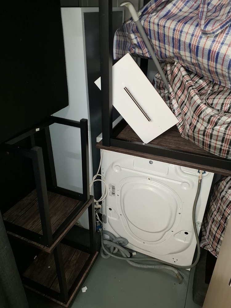 Sheffield Storage auction IB-1454