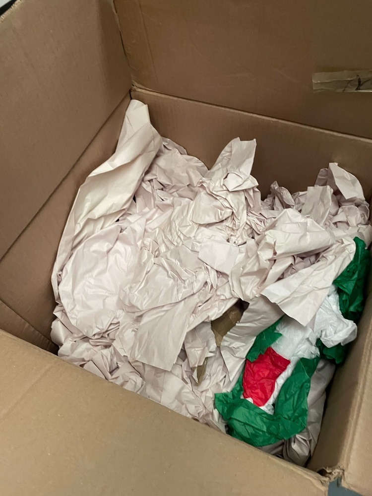 Stanmore storage facility unit auction IB-1244