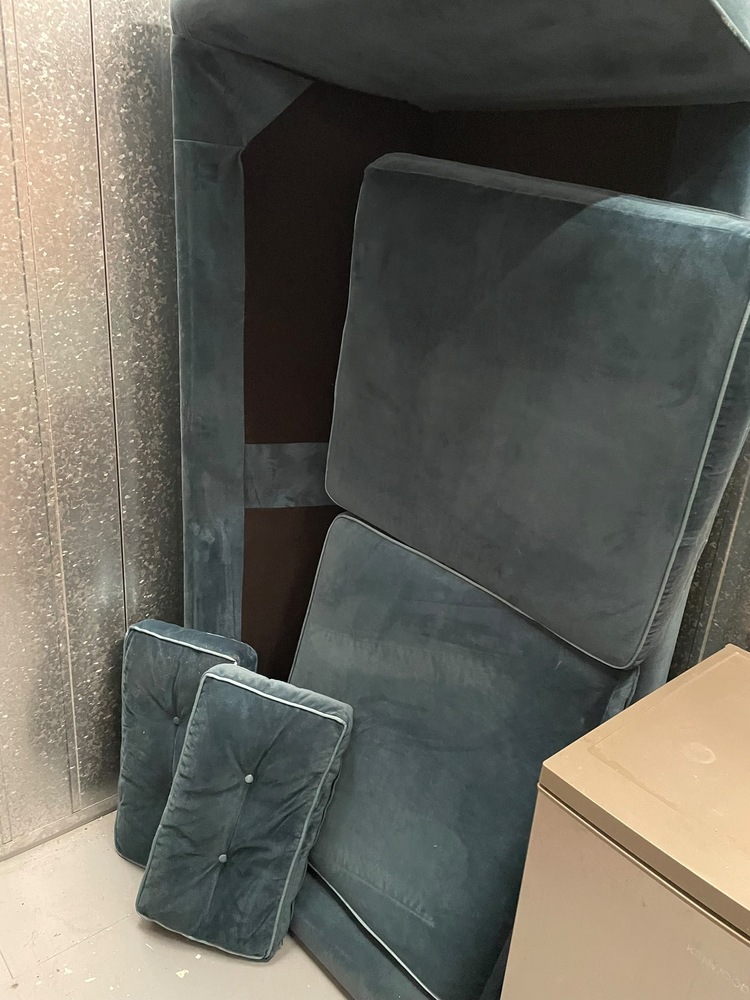 Stanmore Storage auction IB-1244 20