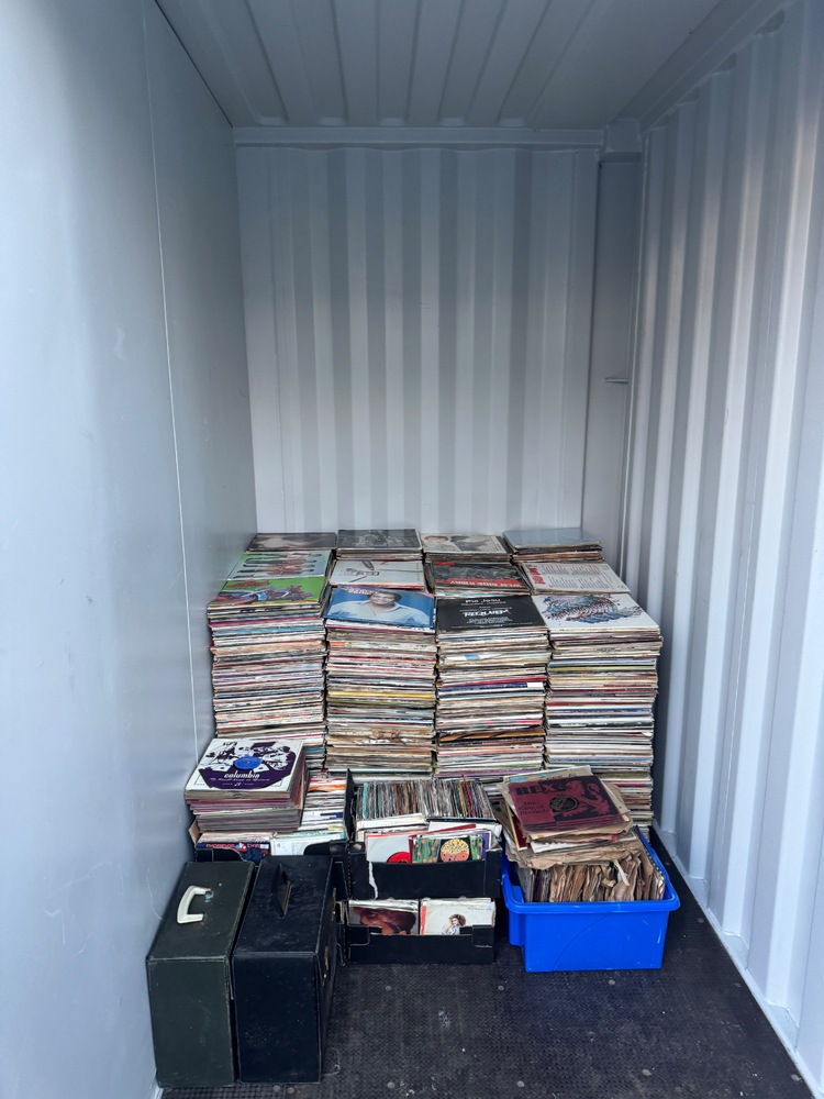 StandBy Self Storage Croydon Storage auction IB-6693