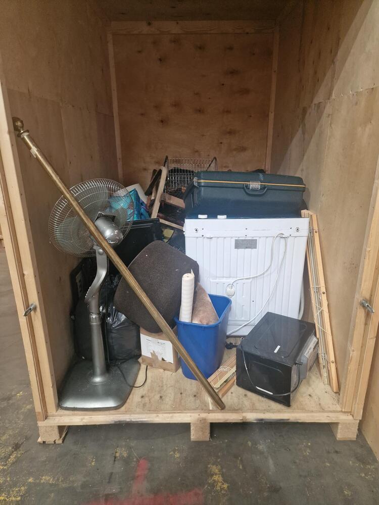Newhaven Storage Unit auction IB-5726