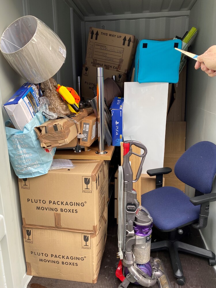 iBidOnStorage.co.uk Standby Self Storage Auction 16673974504450