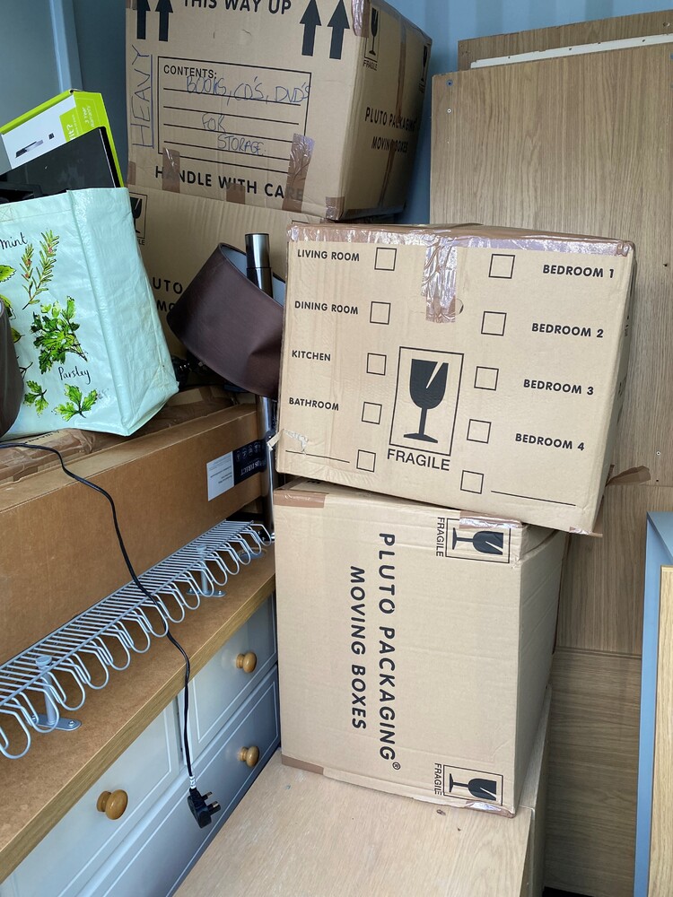 iBidOnStorage.co.uk Standby Self Storage Auction 16673974504450