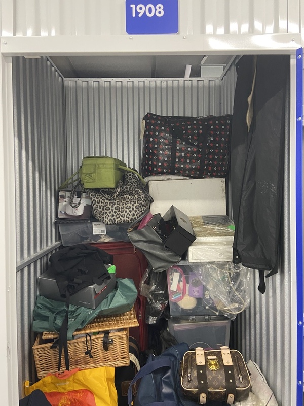 iBidOnStorage.co.uk Access Self Storage Auction 16680999057458