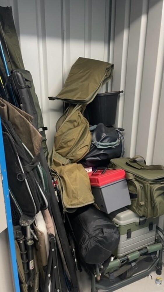 iBidOnStorage.co.uk StorageMart Auction 16681842304760