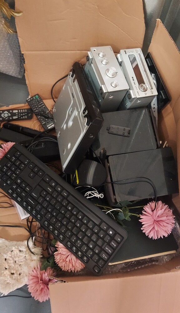 iBidOnStorage.co.uk LoknStore Auction 16703420241639