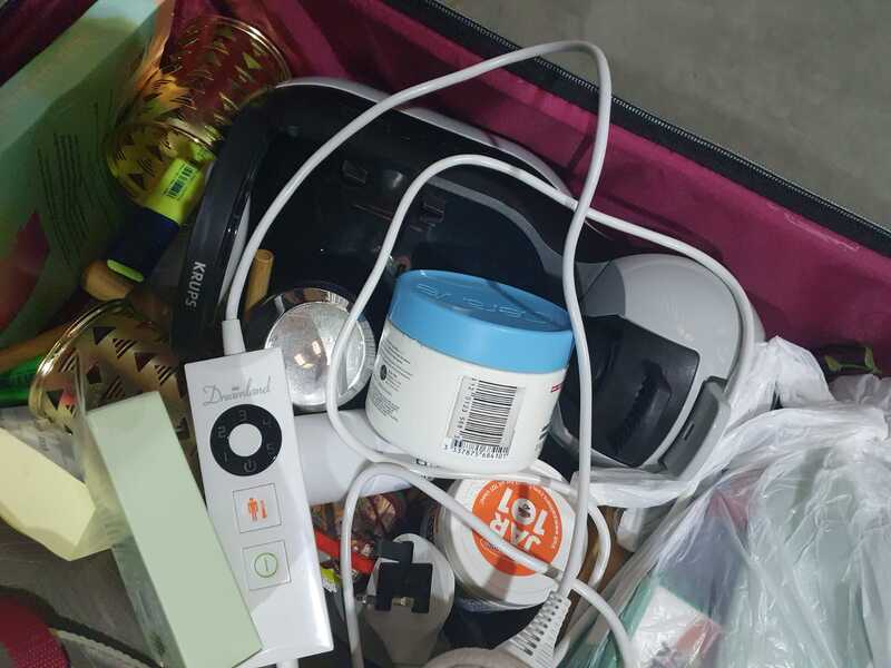 iBidOnStorage.co.uk Kangaroo Self Storage Ltd. Auction 16729334458780