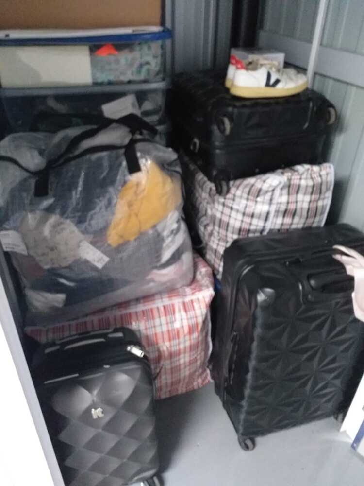 iBidOnStorage.co.uk Vanguard Storage Services Auction 16741499494746