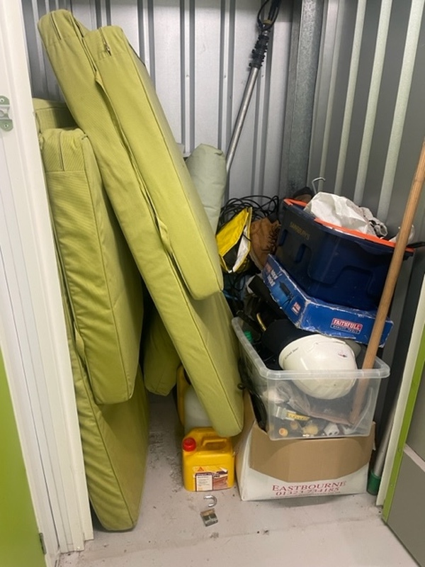 iBidOnStorage.co.uk StorageMart Auction 16742066074286