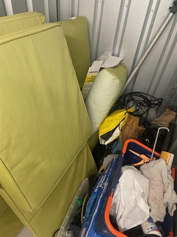 iBidOnStorage.co.uk StorageMart Auction 16742066074286