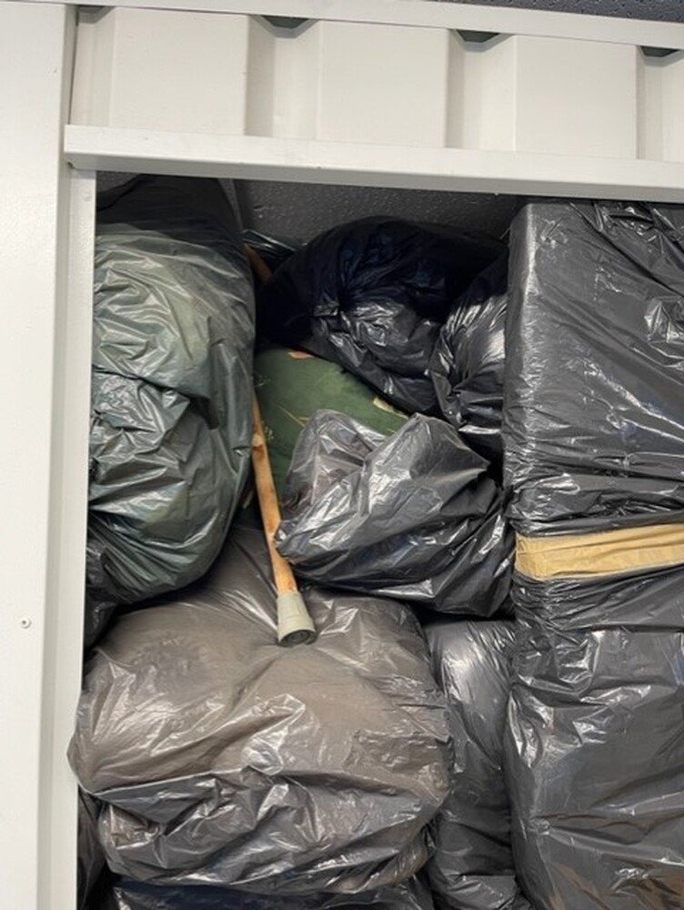 iBidOnStorage.co.uk StorageMart Auction 16742275405444