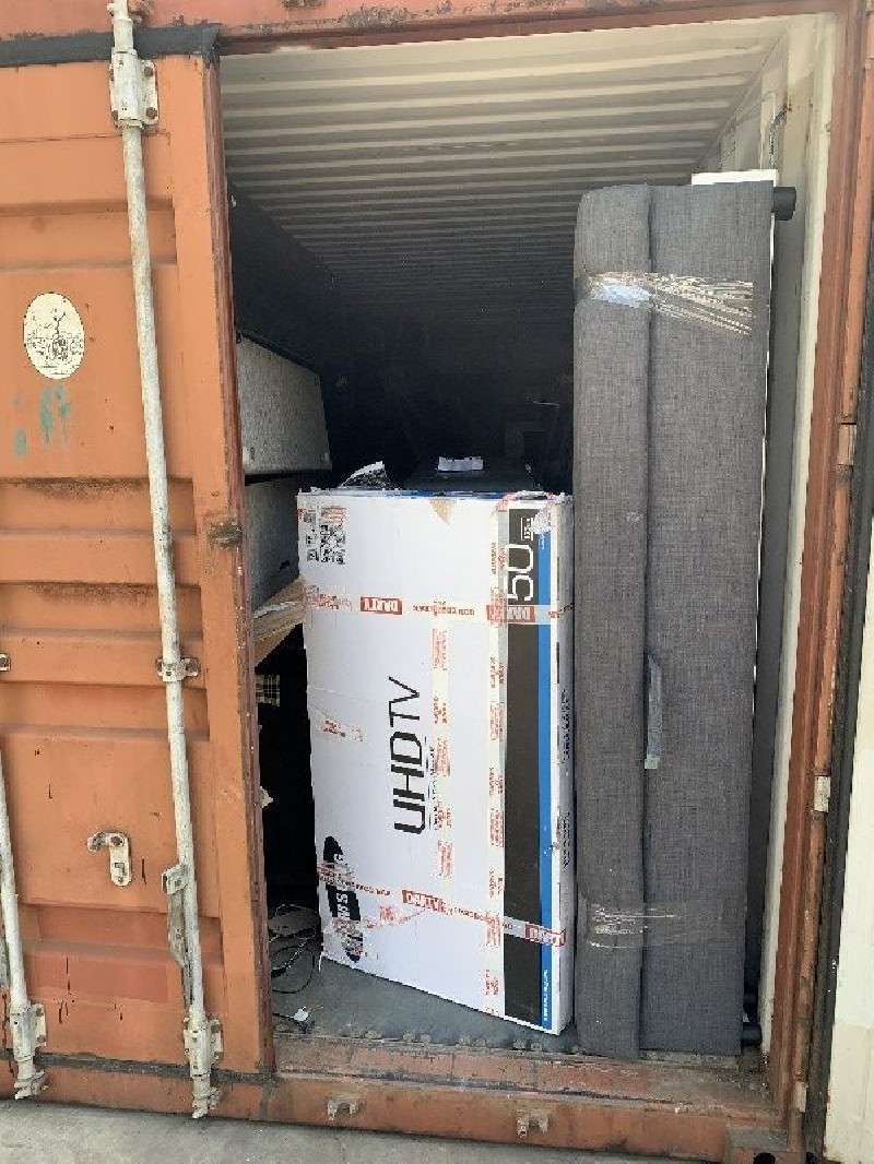 iBidOnStorage.co.uk BWS Storage Auction 16194474112003