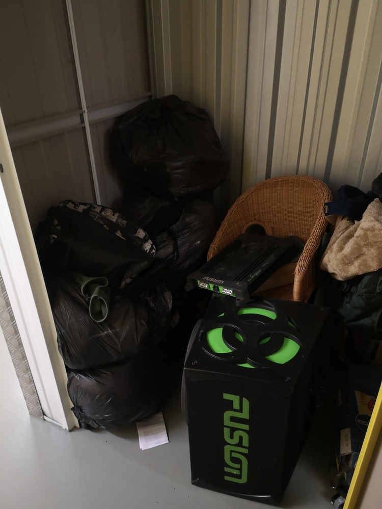 iBidOnStorage.co.uk Storage King Auction 16764624764744