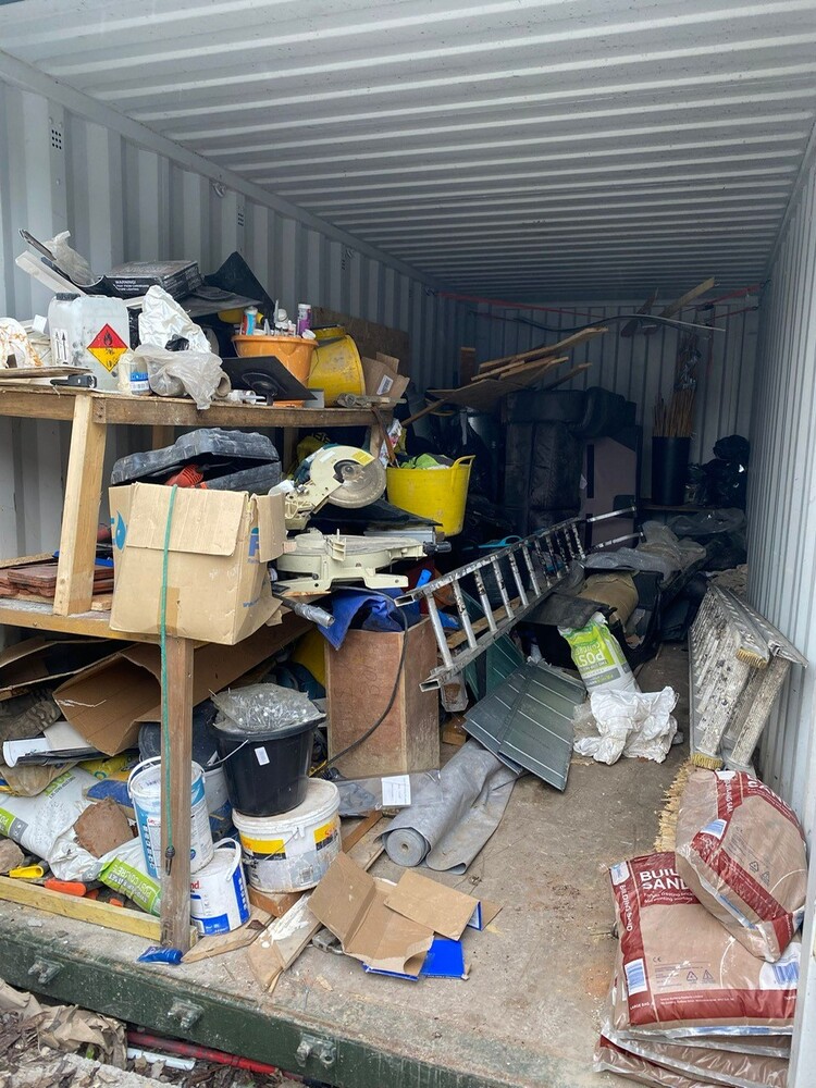 iBidOnStorage.co.uk Elland Road Storage Auction 16769000209547