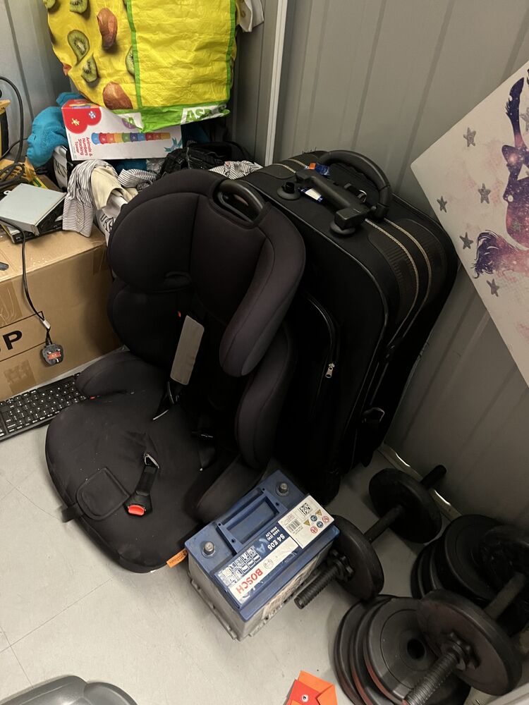 iBidOnStorage.co.uk Storage King Auction 16787178237696