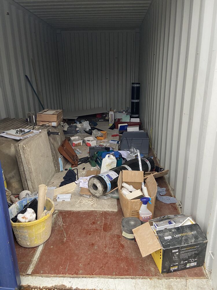 iBidOnStorage.co.uk Storebox Self Storage Auction 16800132025041