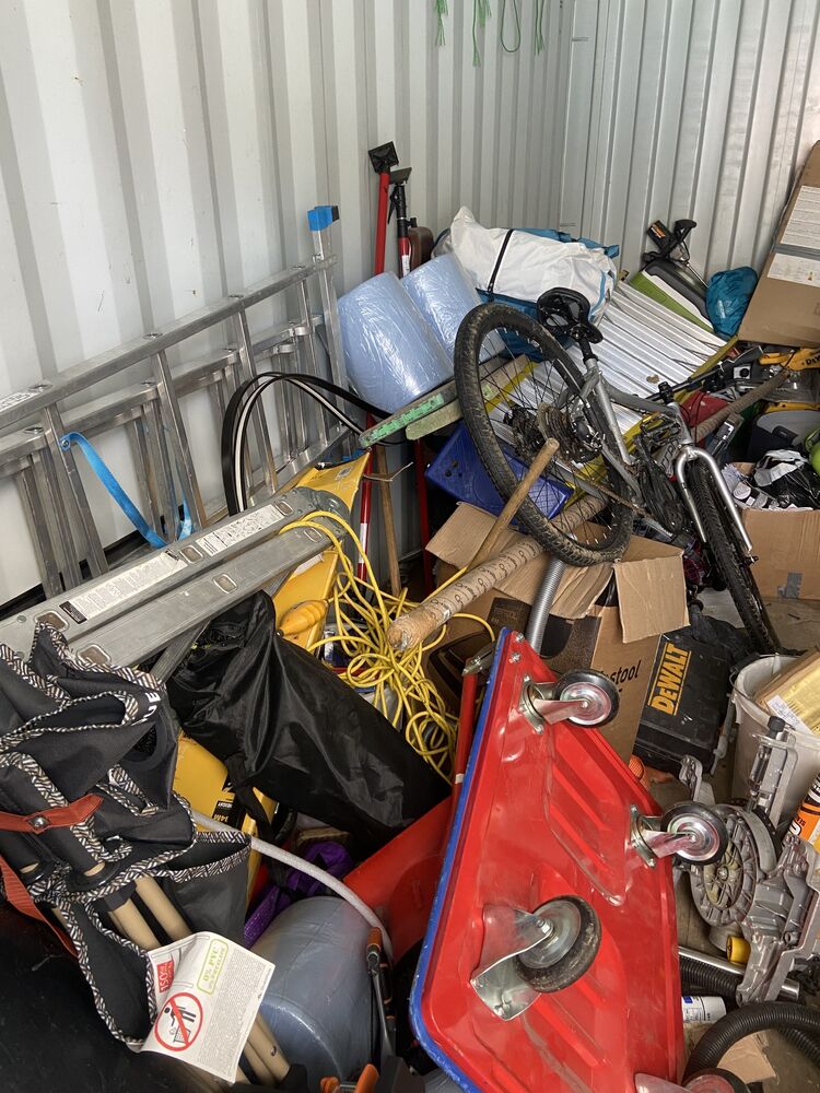 iBidOnStorage.co.uk Storebox Self Storage Auction 16800198248731