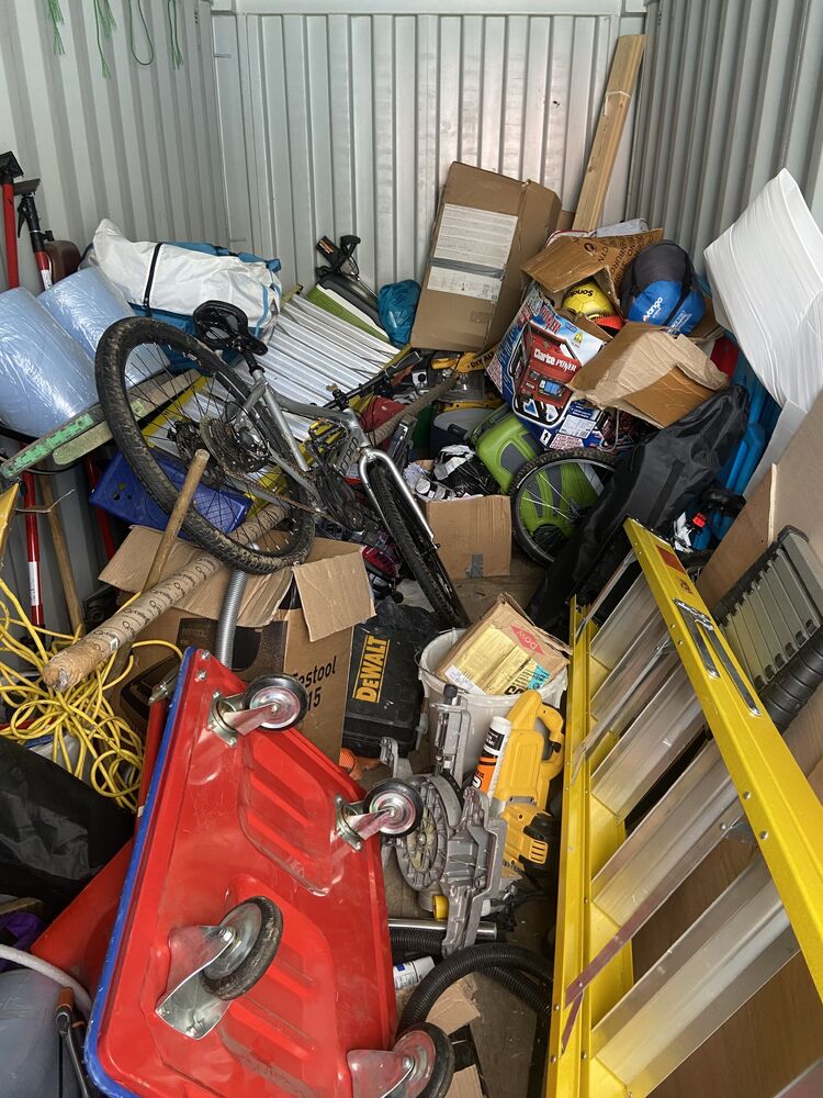 iBidOnStorage.co.uk Storebox Self Storage Auction 16800198248731