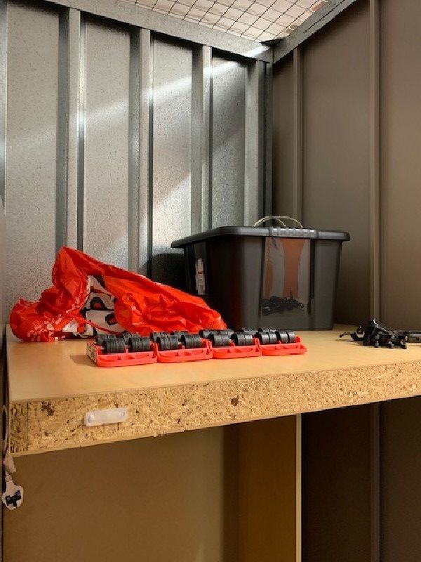 iBidOnStorage.co.uk LoknStore Auction 16220190392348