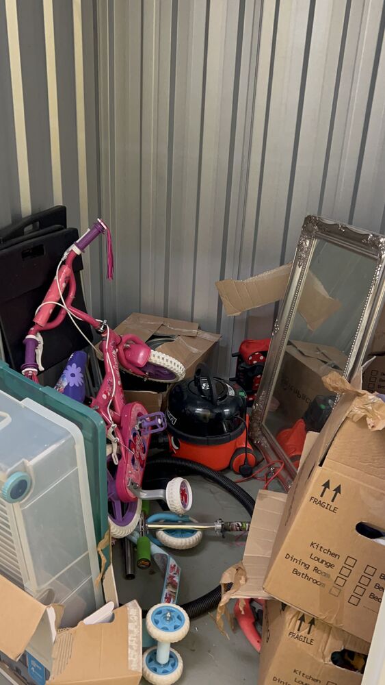 iBidOnStorage.co.uk Access Self Storage Auction 16818167869982