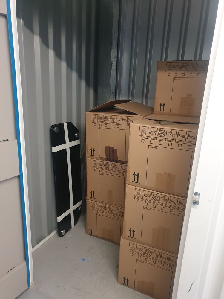 iBidOnStorage.co.uk StorageMart Auction 16818365892684