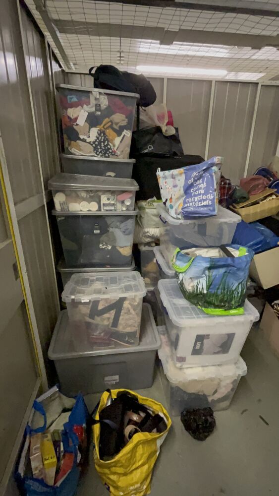 iBidOnStorage.co.uk Access Self Storage Auction 16823487839785