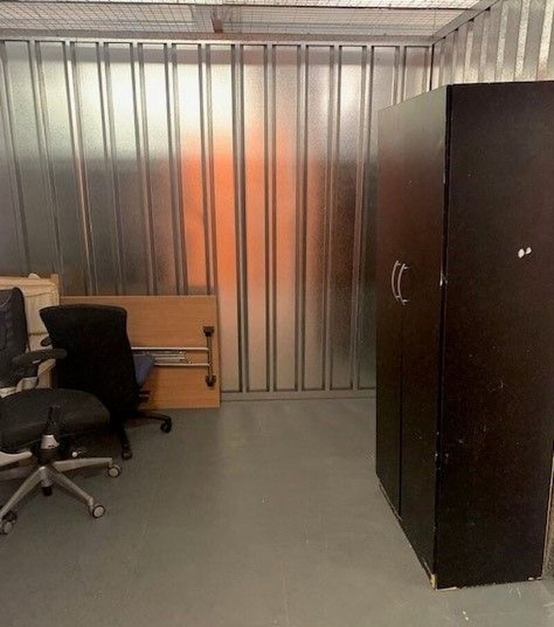 iBidOnStorage.co.uk LoknStore Auction 16824166086318