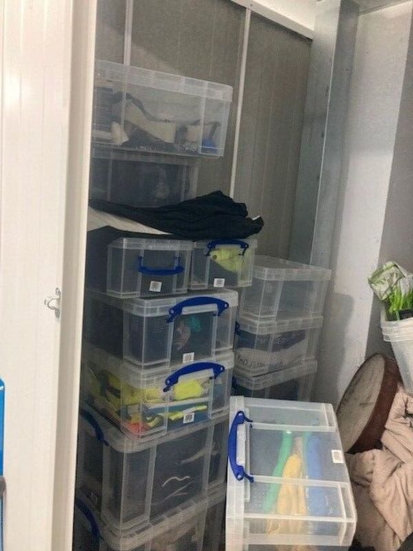 iBidOnStorage.co.uk Storage King Auction 16826001053412