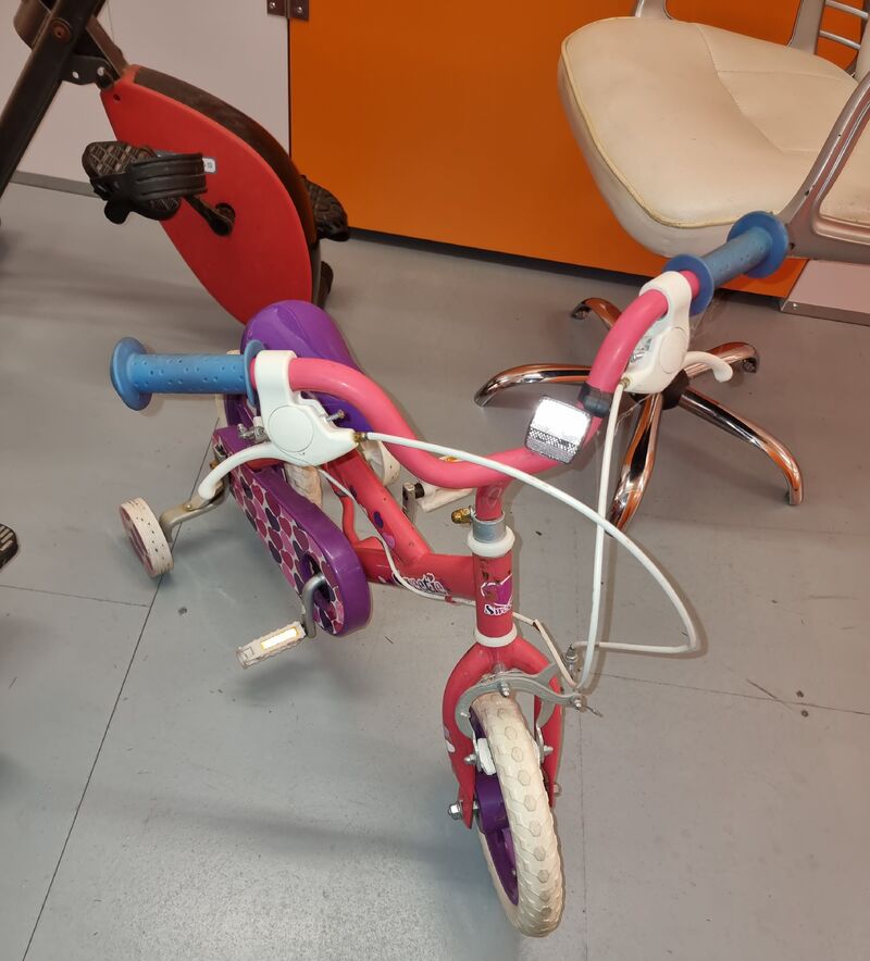 iBidOnStorage.co.uk LoknStore Auction 16830318327774