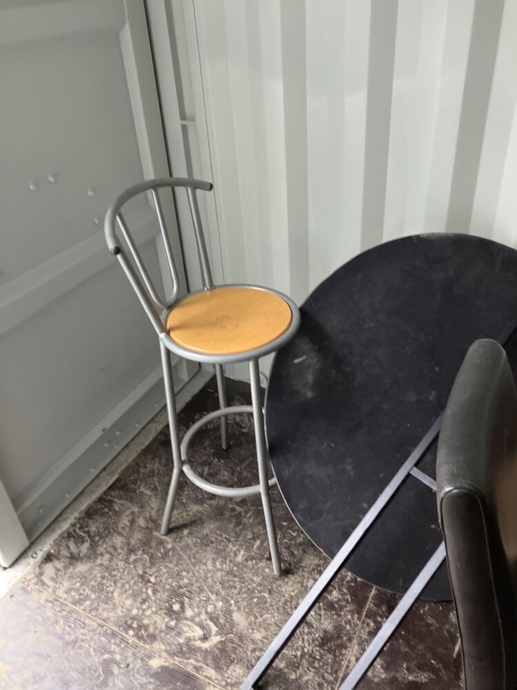 iBidOnStorage.co.uk Storebox Self Storage Auction 16831101784120